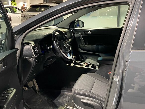 2019 Kia Sportage IV Рестайлинг, серый, 2100000 рублей - вид 7