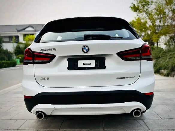 2022 BMW X1 Long 20Li sDrive II (F48) Рестайлинг, белый, 1970500 рублей - вид 4