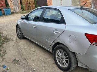 2009 Kia Cerato 5-speed II, серебристый, 399000 рублей, вид 5