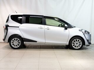 2017 Toyota Sienta II, серый, 1299000 рублей, вид 5