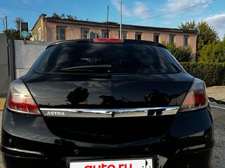 2006 Opel Astra GTC H Рестайлинг, чёрный, 385000 рублей, вид 4