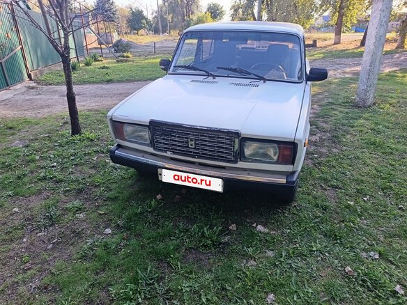 2002 Lada (ВАЗ) 2107, белый, 130000 рублей