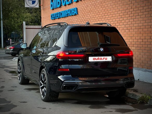 2020 BMW X7 30d I (G07), чёрный, 7250000 рублей - вид 4