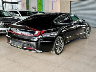 2022 Hyundai Sonata VIII (DN8), чёрный, 2900000 рублей, вид 4