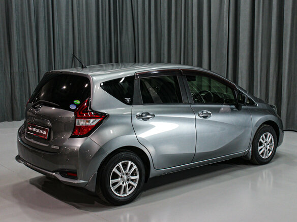 2017 Nissan Note II Рестайлинг, серый, 980000 рублей - вид 10