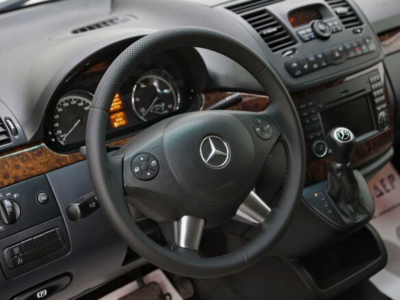 2013 Mercedes-Benz Viano L1 I (W639) Рестайлинг, коричневый, 1805000 рублей - вид 5