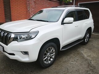 2018 Toyota Land Cruiser Prado 150 Series Рестайлинг 2, белый, 6500000 рублей, вид 2