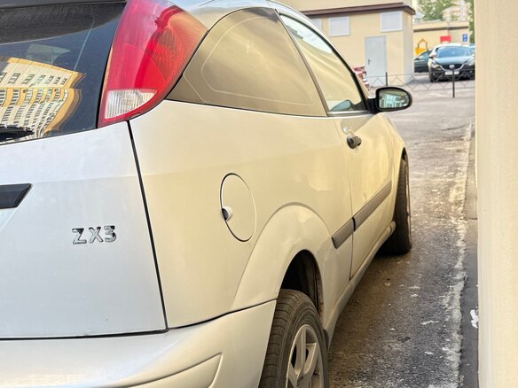 1999 Ford Focus I (North America), серебристый, 210000 рублей - вид 2