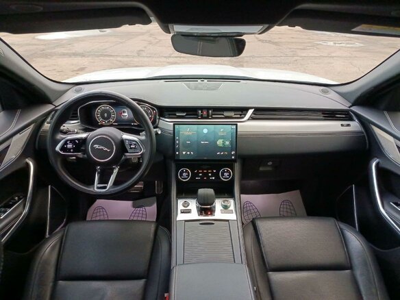 2024 Jaguar F-Pace I Рестайлинг, белый, 5540000 рублей - вид 4