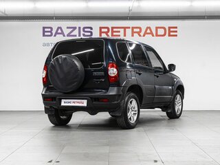 2017 Chevrolet Niva I Рестайлинг, чёрный, 680000 рублей, вид 5