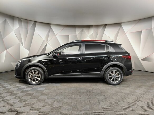 2020 Kia Rio X IV Рестайлинг, чёрный, 1715000 рублей - вид 4