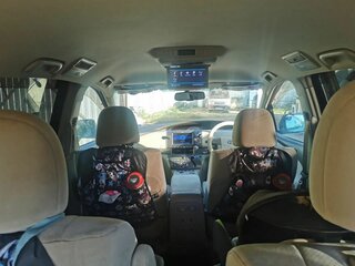 2011 Toyota Estima III Рестайлинг, серебристый, 1450000 рублей, вид 5