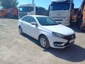 2025 Lada (ВАЗ) Vesta I Рестайлинг (NG), белый, 1233000 рублей - вид 1