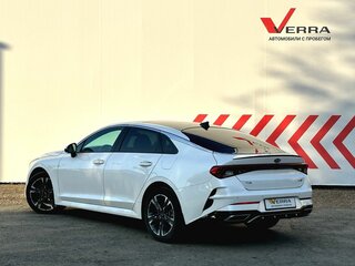 2020 Kia K5 III, белый, 2595000 рублей, вид 3