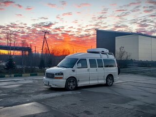 2013 GMC Savana I Рестайлинг, белый, 3800000 рублей, вид 2