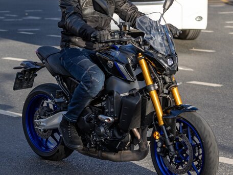 2021 Yamaha MT-09 (FZ-09), чёрный, 1100000 рублей, вид 1