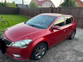 2011 Kia Ceed I Рестайлинг, красный, 640000 рублей, вид 1