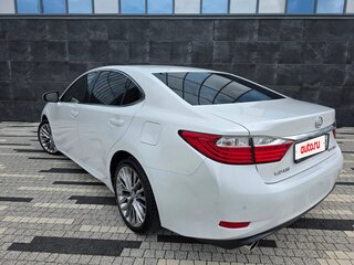 2014 Lexus ES 250 VI, белый, 2680000 рублей, вид 1