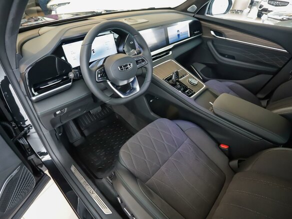 2026 Geely Monjaro I Рестайлинг, чёрный, 5140000 рублей - вид 8