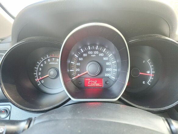 2014 Kia Rio III, белый, 725000 рублей - вид 9