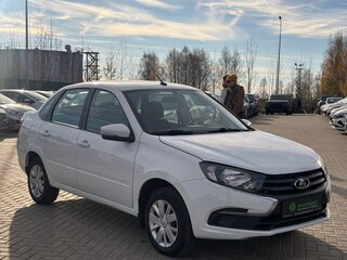 2023 Lada (ВАЗ) Granta I Рестайлинг, белый, 660000 рублей, вид 2