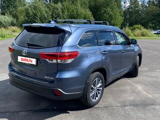 2017 Toyota Highlander III (XU50) Рестайлинг, синий, 3200000 рублей, вид 5