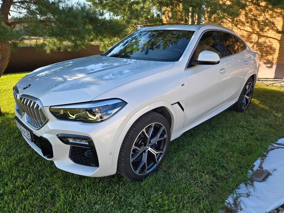 2020 BMW X6 30d III (G06), белый, 7870000 рублей