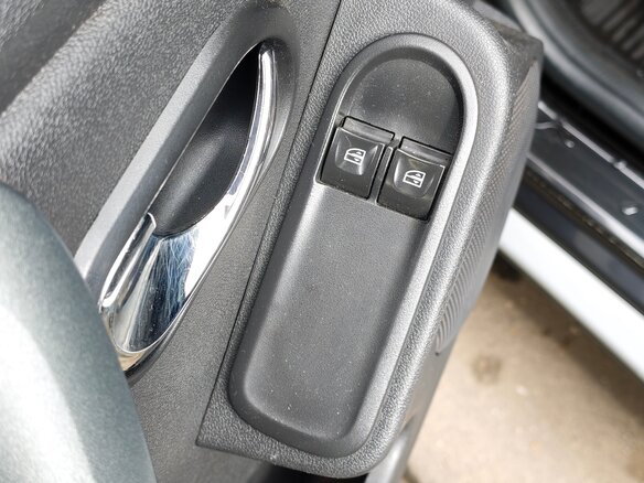 2019 Renault Duster I Рестайлинг, чёрный, 1100000 рублей - вид 8