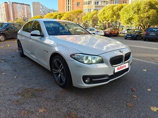 2016 BMW 5 серии 520d VI (F10/F11/F07) Рестайлинг, белый, 2500000 рублей, вид 3