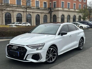 2023 Audi A3 35 TFSI Long IV (8Y), белый, 2090000 рублей, вид 1