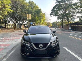 2022 Nissan Qashqai II Рестайлинг, чёрный, 1573000 рублей, вид 2