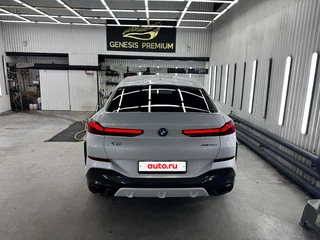 2021 BMW X6 40i III (G06), белый, 8590000 рублей, вид 4