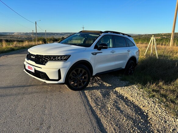 2022 Kia Sorento IV, белый, 3990000 рублей
