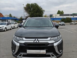 2020 Mitsubishi Outlander III Рестайлинг 3, серый, 2550000 рублей, вид 3