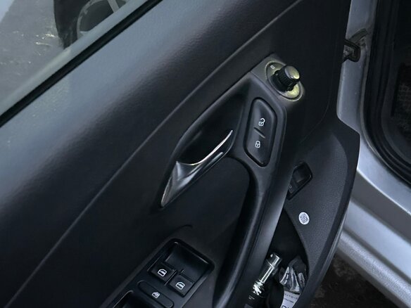2012 Volkswagen Polo V, серый, 500000 рублей - вид 8