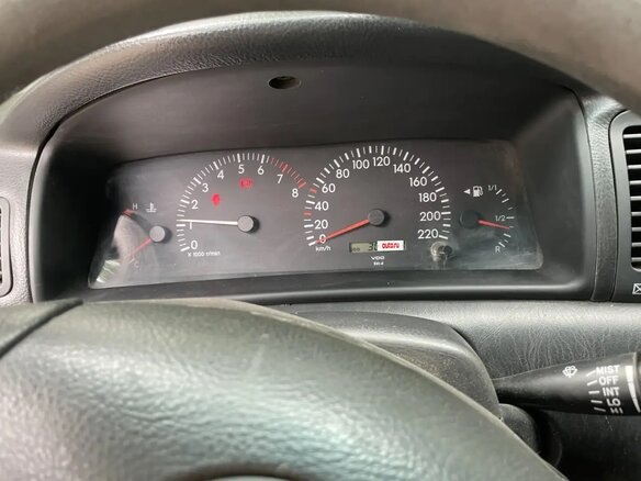 2003 Toyota Corolla IX (E120, E130), серебристый - вид 8