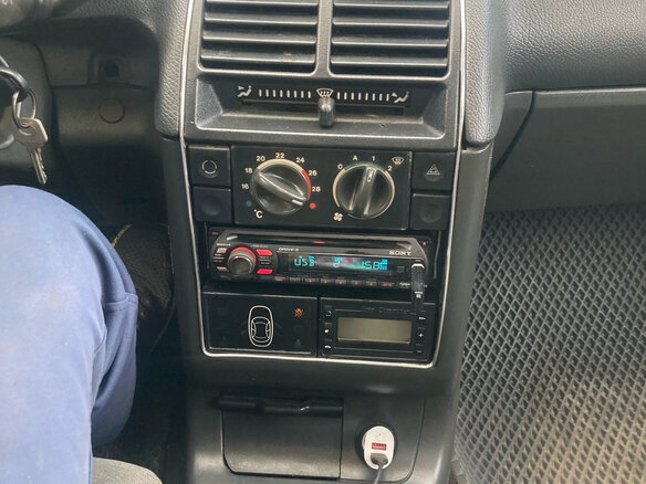 1999 Lada (ВАЗ) 2111, белый, 165111 рублей - вид 14