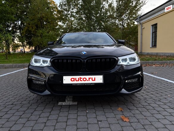 2018 BMW 5 серии 520d VII (G30/G31/G38), чёрный, 2730000 рублей - вид 3