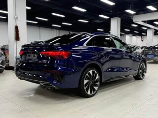 2022 Audi A3 35 TFSI Long IV (8Y), синий, 1540000 рублей, вид 4