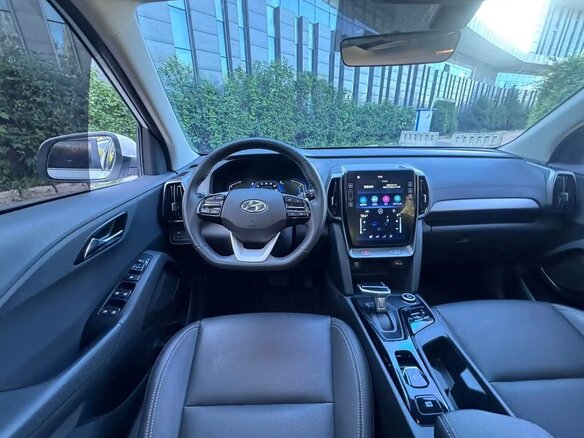 2022 Hyundai ix35 II Рестайлинг, белый, 1850000 рублей - вид 8