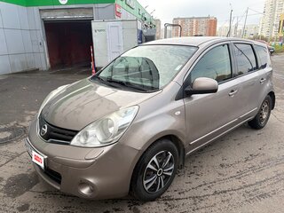 2012 Nissan Note I Рестайлинг, коричневый, 685000 рублей, вид 3