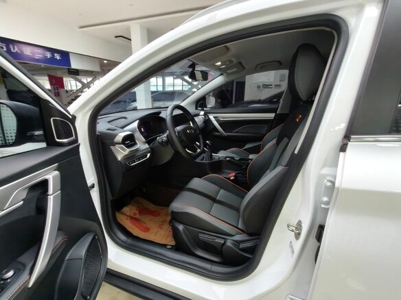 2021 Geely Binyue I Рестайлинг, белый, 1100000 рублей - вид 10