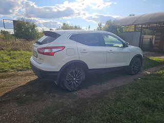 2017 Nissan Qashqai EU market II Рестайлинг, белый, 1400000 рублей, вид 2