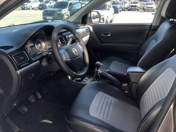 2012 SsangYong Actyon II, серый - вид 8