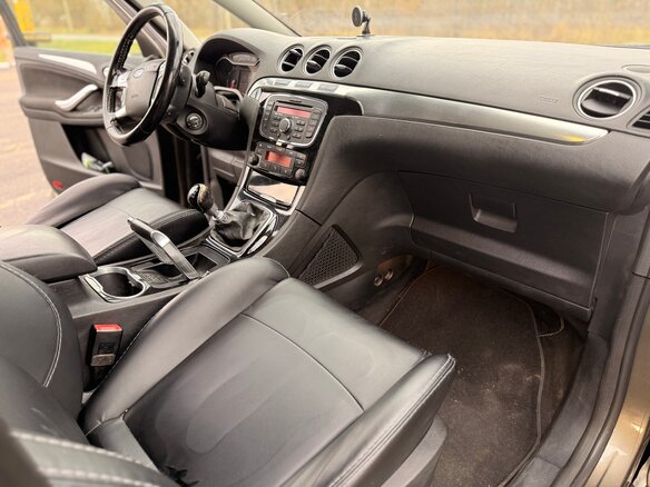 2012 Ford S-MAX I Рестайлинг, бежевый, 1150000 рублей - вид 28