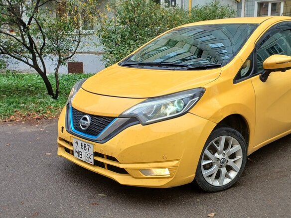 2019 Nissan Note e-Power II Рестайлинг, жёлтый, 940000 рублей - вид 1