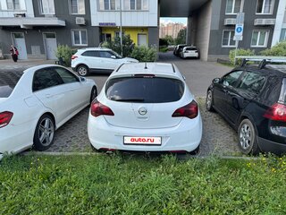 2011 Opel Astra J, белый, 550000 рублей, вид 4