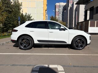 2021 Porsche Macan I Рестайлинг, белый, 6400000 рублей, вид 4