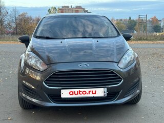 2017 Ford Fiesta Mk6 Рестайлинг, серый, 595000 рублей, вид 2