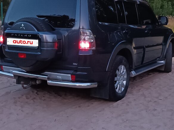 2007 Mitsubishi Pajero IV, серый, 1500000 рублей - вид 4